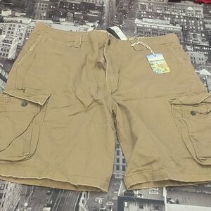 Men's Tan Cargo Shorts